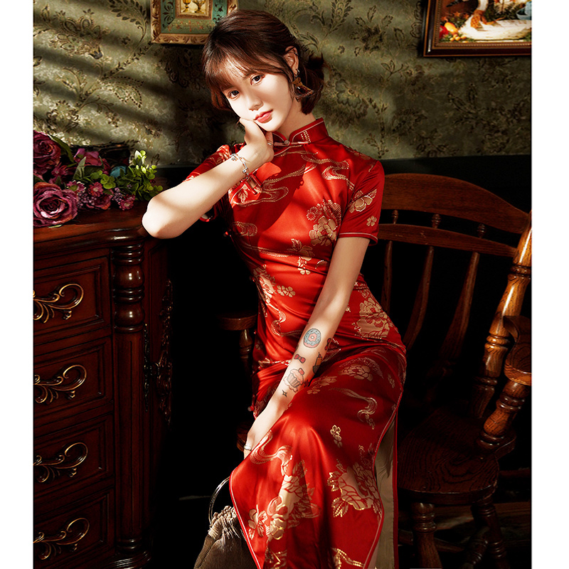 Red cheongsam, evening dress, lightweight advanced elegant wedding dress, Chinese style, high-end Red cheongsam, evening dress, lightweight advanced elegant wedding dress, Chinese style, high-end
