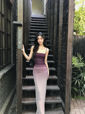 Norain不下雨 夏季紫色渐变网纱收腰修身吊带包臀裙连衣裙女长裙