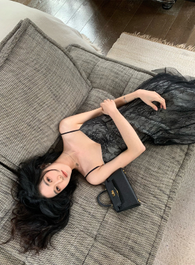 Norain不下雨【3/27春季新品】黑色蕾丝网纱吊带连衣裙