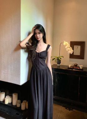 Norain不下雨 黑色气质高级收腰修身显瘦连衣裙裙子女