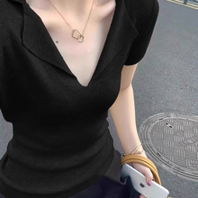 冰丝针织polo衫v领正肩短袖t恤女夏季韩系设计感修身独特漂亮上衣