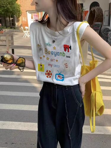 纯棉港风吊带坎肩背心无袖t恤女