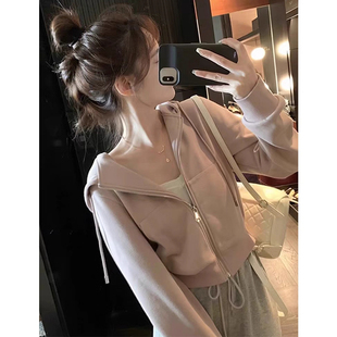 加绒正肩短款卫衣女2025新款早秋季小个子韩系慵懒风连帽开衫外套