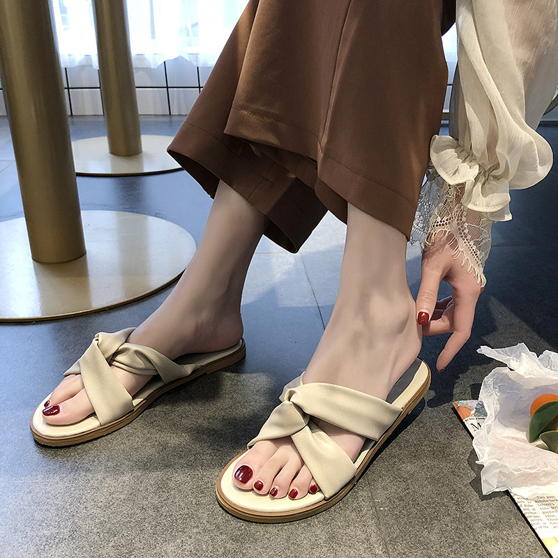 拖鞋女夏外穿ins潮2021年新款网红可湿水时尚百搭平底仙女凉拖鞋在类目 女鞋, 拖鞋, 一字拖中 - 来自Buy2taobao.com提供专业的淘宝代购服务