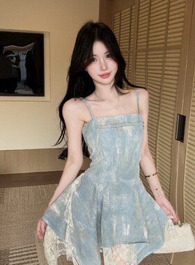 实拍 法式辣妹复古设计感晕染不规则蕾丝拼接牛仔吊带连衣裙