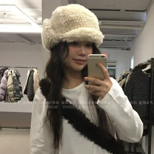 日本原版白色毛绒加厚护耳帽防风雷锋飞行帽保暖滑雪帽双面戴女