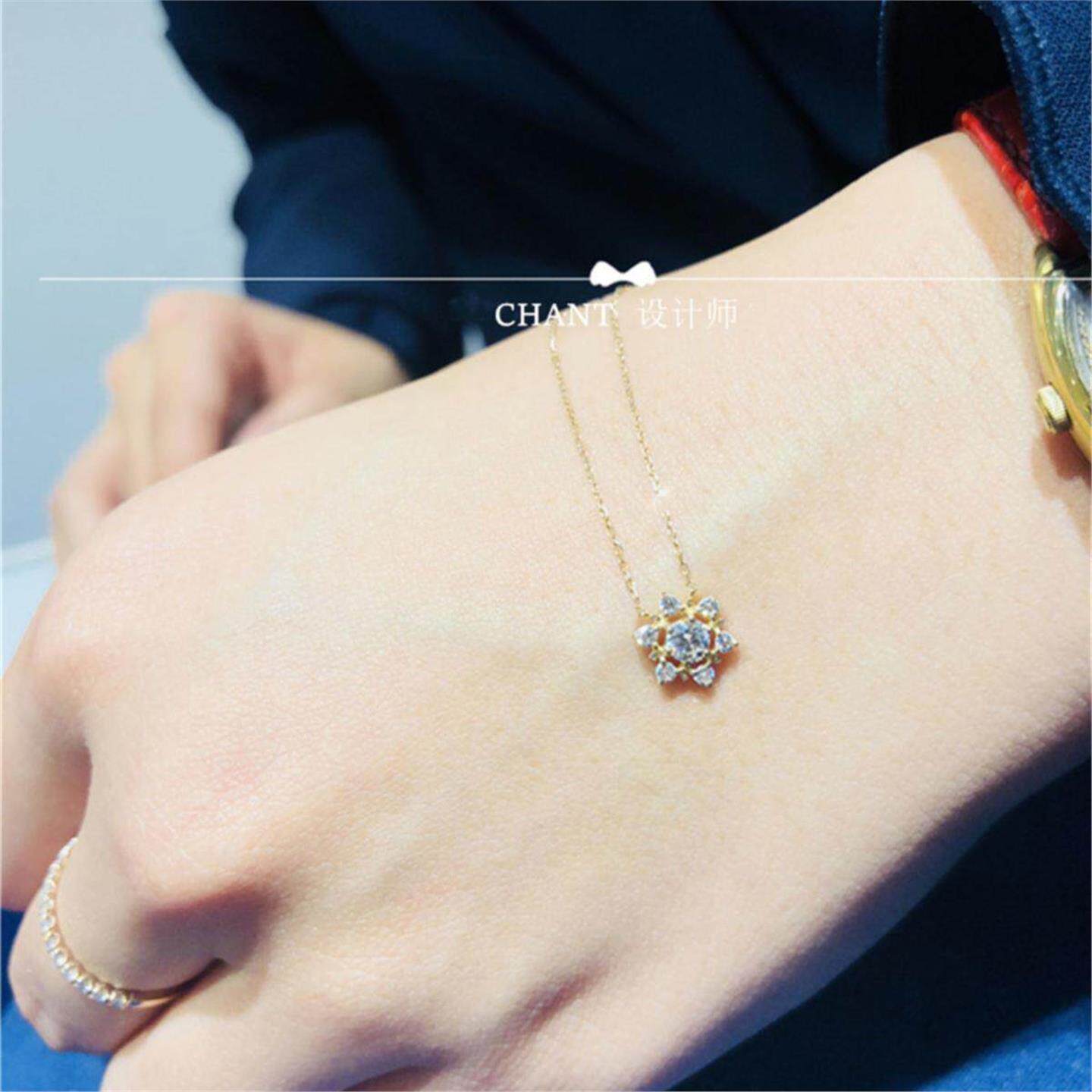 18K金日本4度雪花项链女纯银六芒星锁骨链钻石八芒星个性圣诞礼物
