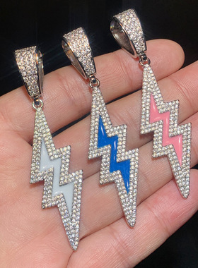 嘻哈新款闪电吊坠白色蓝色分色夜光项链饰品百搭欧美流行饰品