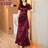 香妮芬高端气质V领妈妈婚宴礼服连衣裙女2025夏季 新款 醋酸包臀裙