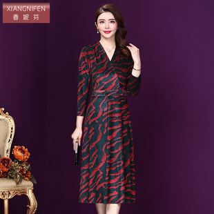 中长款 香妮芬2026春季 连衣裙阔太太气质七分袖 丝绒妈妈装 裙子 新款