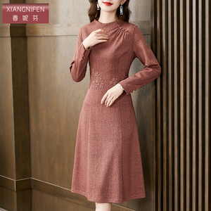 香妮芬中年妈妈连衣裙2026春秋新款高端气质名媛女神范高级感女装
