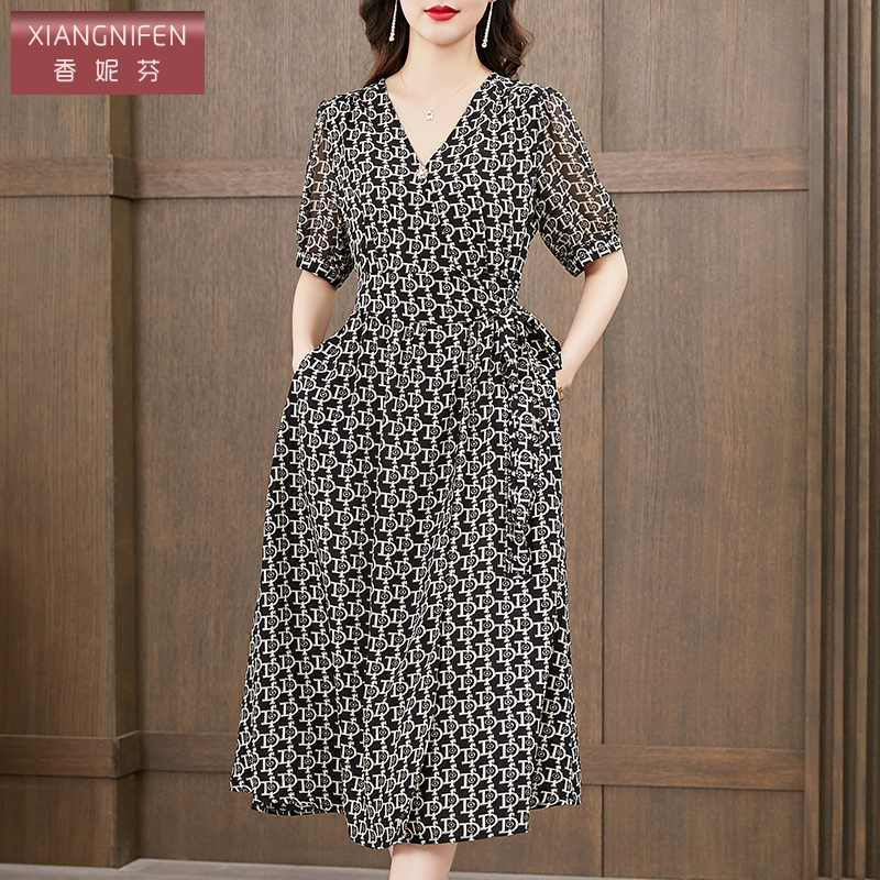 简约通勤优雅端庄时尚