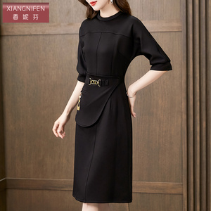 香妮芬黑色显瘦气质醋酸中年妈妈拼接风连衣裙女2026新款春季减龄