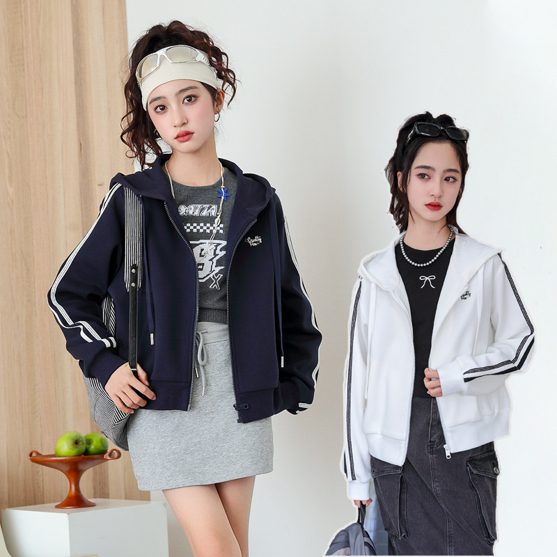 骄骄虎女童外套2025春季新款初中生运动卫衣款连帽上衣女学生7027