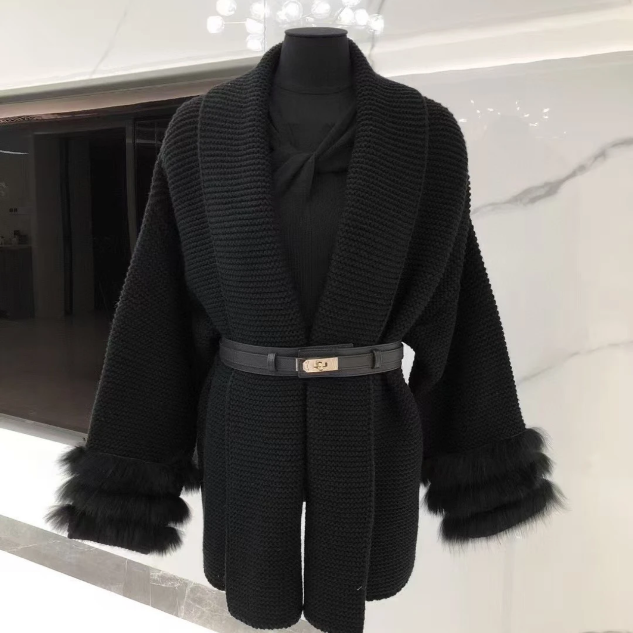 FairyJiang冬季新款袖口狐狸毛翻领针织外套女加厚毛衣开衫含腰带