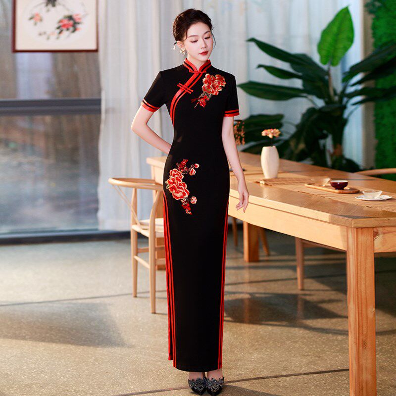 优选新款走秀表演旗袍高端时尚国风中老J年舞台演出服长款黑色显