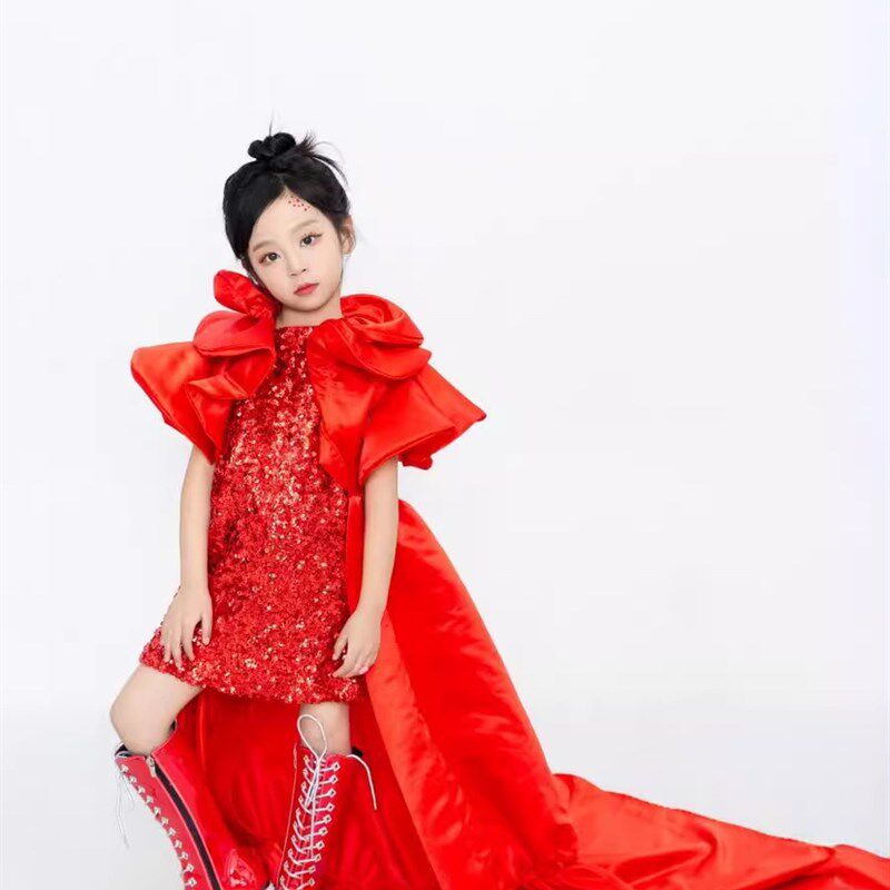 新选国潮走秀儿童中国风山河图t台模特摄K影演出服时尚女童名族风