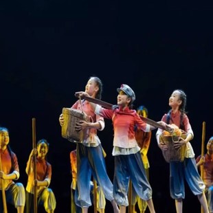 优选第十二届小荷风采朱德的扁担儿童演出L服红色主题送军粮舞蹈