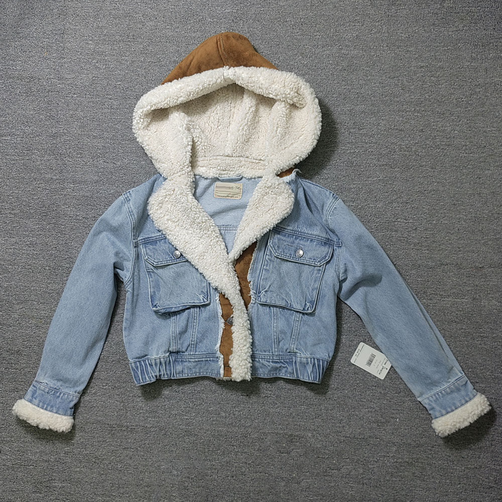 FP纯棉连帽拼接牛仔外套女