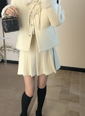 翻领拼接羽绒服+百搭半身裙套装（含43羊毛）