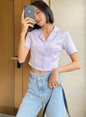 WS STUDIOS 缎面纯色复古西装领排扣上衣高腰修身露脐短款衬衫女