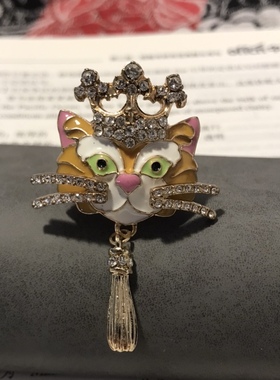 Lunch at the ritz设计师黄色色猫咪皇冠戒指带祝合金电镀18k金