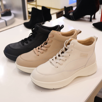 KCA257003 卡迪娜女鞋 /2025年冬靴中粗跟时装靴 商场新品