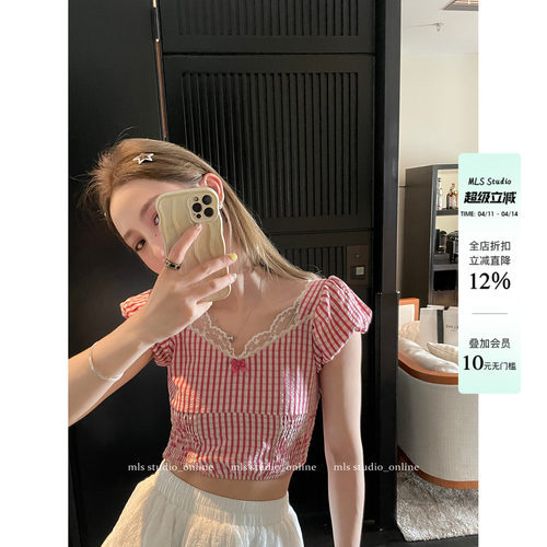 嗲妹代名词格子短上衣