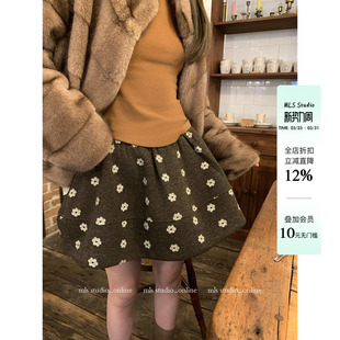新款 甜系出街2026春季 女保暖花朵毛呢伞摆半身裙 花漾冬游记 MLS