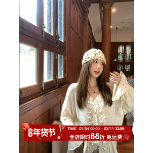 MLS 秋日么么茶 温柔风重工提花针织衫女秋新款2025V领镂空上衣