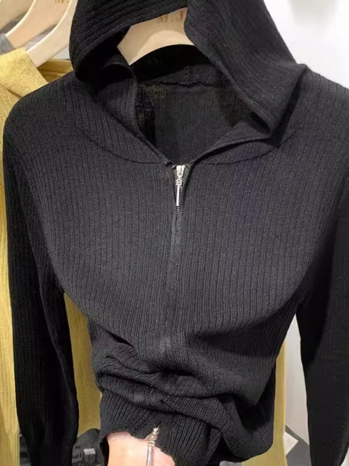 黑色双拉炼连帽毛衣外套女秋冬2025新款针织开衫修身长袖冬季上衣