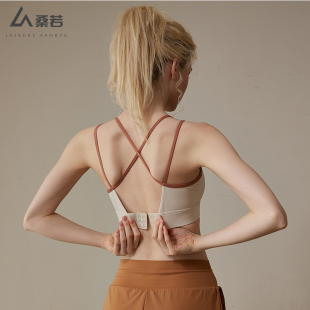 运动内衣女跑步外穿上衣一体杯训练瑜伽文胸专业普拉提健身背心
