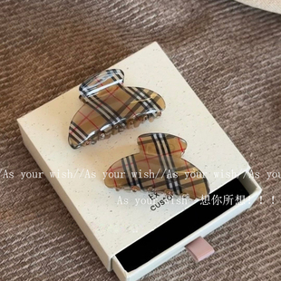 巨百搭 半扎发鲨鱼夹老钱风简约格子发夹 韩系古早格纹抓夹女新款