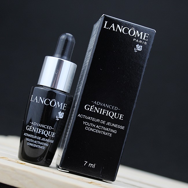 ר¹ñСÑùÀ¼Þ¢Ð¡ºÚƿо«»ª¼¡µ×Òº7ML´øµÎ¹Ü±£Êª¿¹Öå½ôÖÂ2020Äê