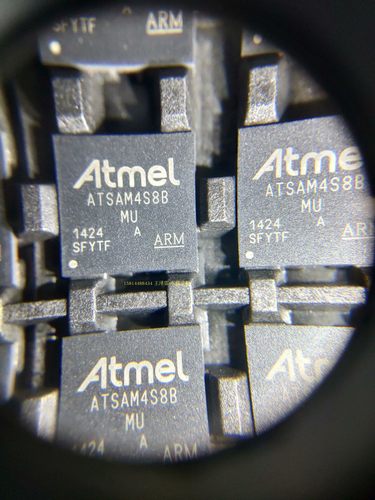 ATSAM4S8BA  ATSAM4S8B  ATMEL 原装 优势热卖 图片实拍