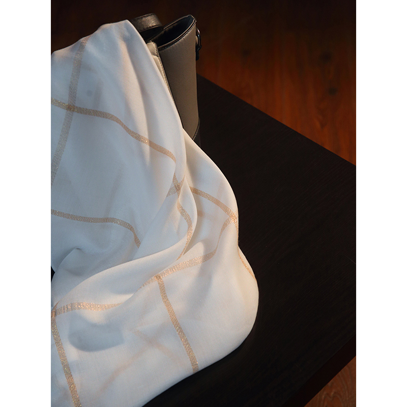 棉麻围巾纯白金丝格子围巾丝巾女秋冬款 韩版保暖围巾披肩女长款