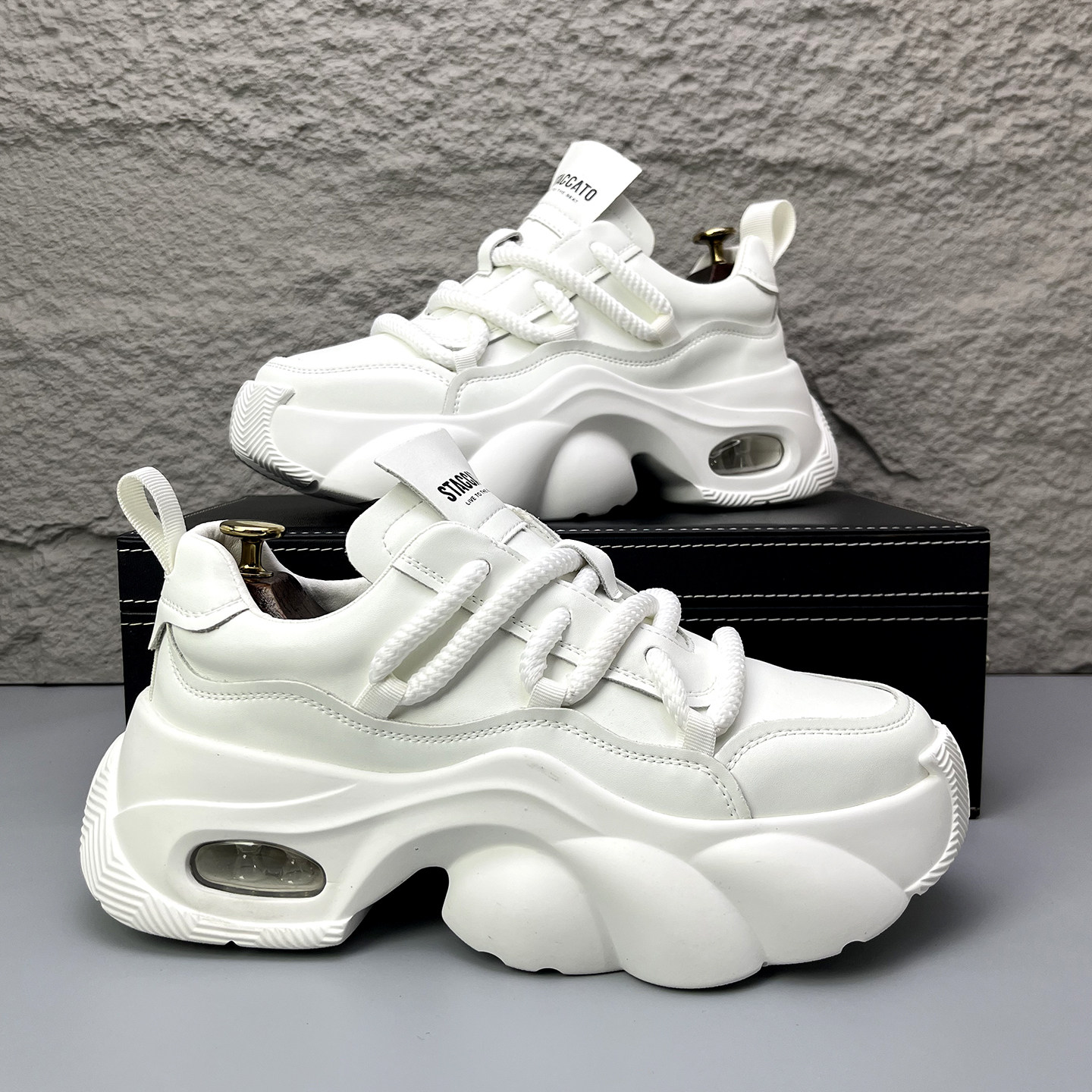 欧洲站男青春活力风新款隐形内增高运动休闲鞋痞帅系带轻奢老爹鞋,流行男鞋,老爹鞋,淘宝优惠券,粉丝福利购,淘宝优惠卷