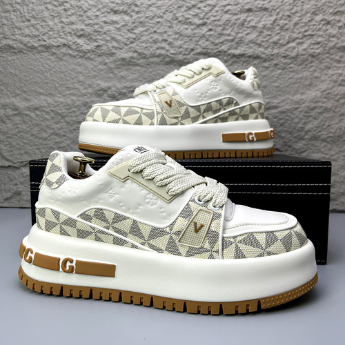 春夏透气增高男款百搭休闲板鞋