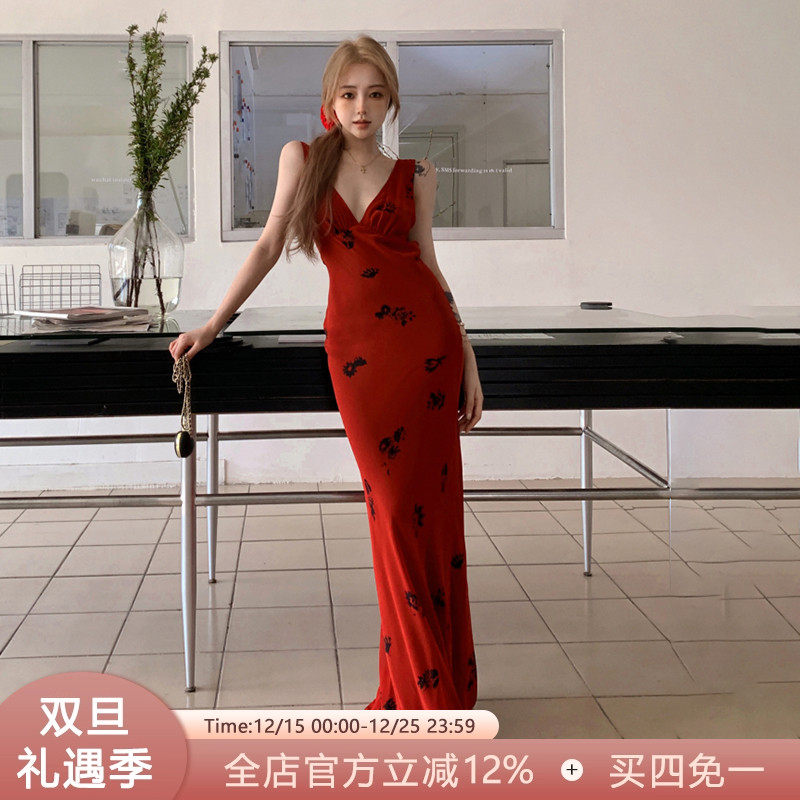 复古红纯欲性感深v领吊带长裙夏