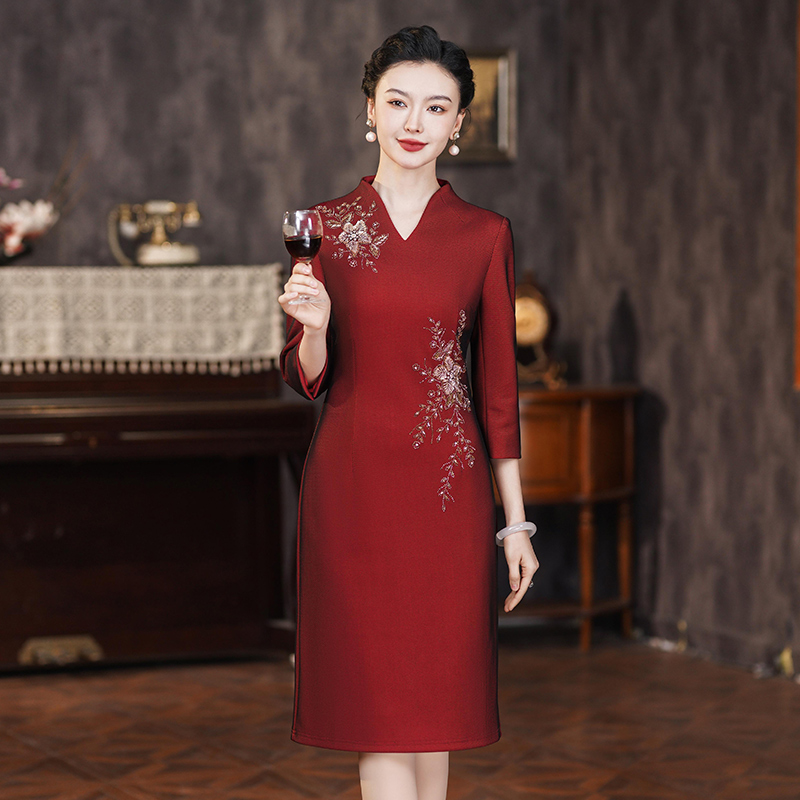 美舒饰复古风宴会礼服连衣裙修身