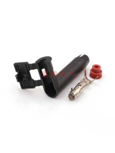 DJ7017A-4-21 国产1Pin适用于连接器 直角 车用接插件 1743550-2
