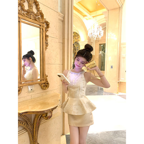 叶小婷新中式无袖收腰上衣半裙