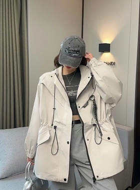 麦古99002#2026大码女装胖mm时尚百搭洋气收腰显瘦连帽风衣外套