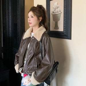 大货 三色皮衣女外套2025年冬季新款皮毛一体7116P195K298图片