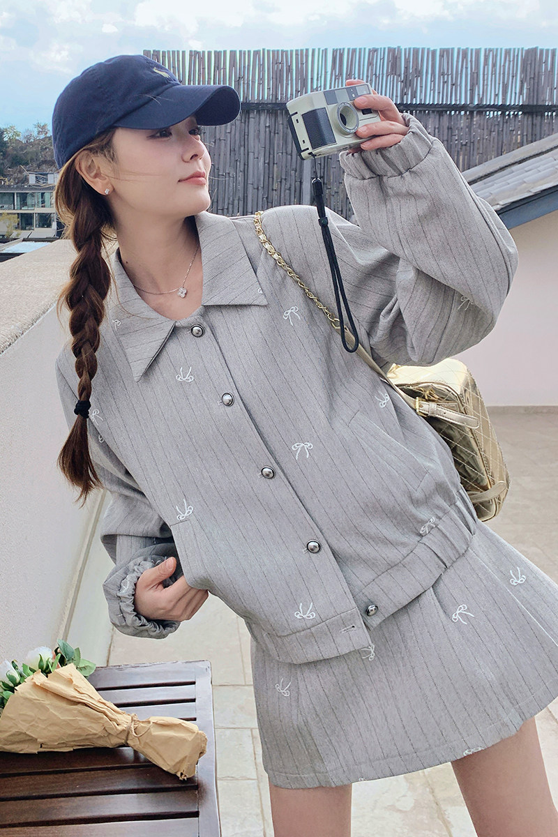 高级感甜美刺绣套装女2025春秋季新款显瘦夹克外套百褶短裙两件套,女装套装/套裙,2C268