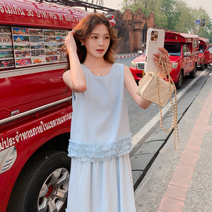浅蓝色木耳边气质套装裙女2025夏新款韩系温柔风背心半身裙两件套图片