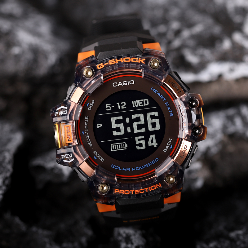 卡西欧G-SHOCK智能计步心率手表