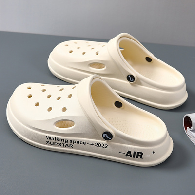 Нескользящие тапочки в стиле Crocs на платформе для отдыха, пляжные мюли, коллекция 2026 года, подходят для носки на улице, в корейском стиле, мягкая подошва, закрытый носок