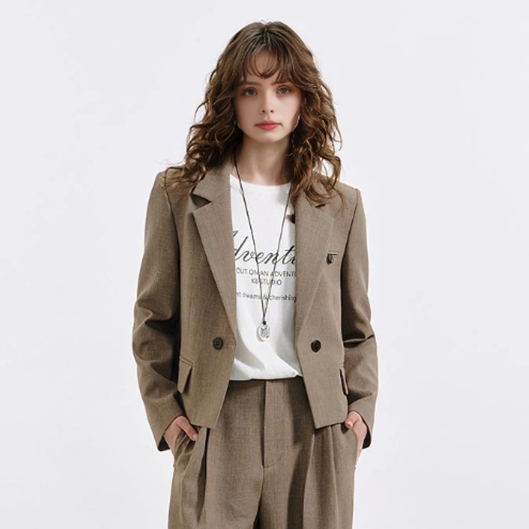 西装外套女款爆款2026春秋季新款洋气高级感通勤复古短款西服上衣