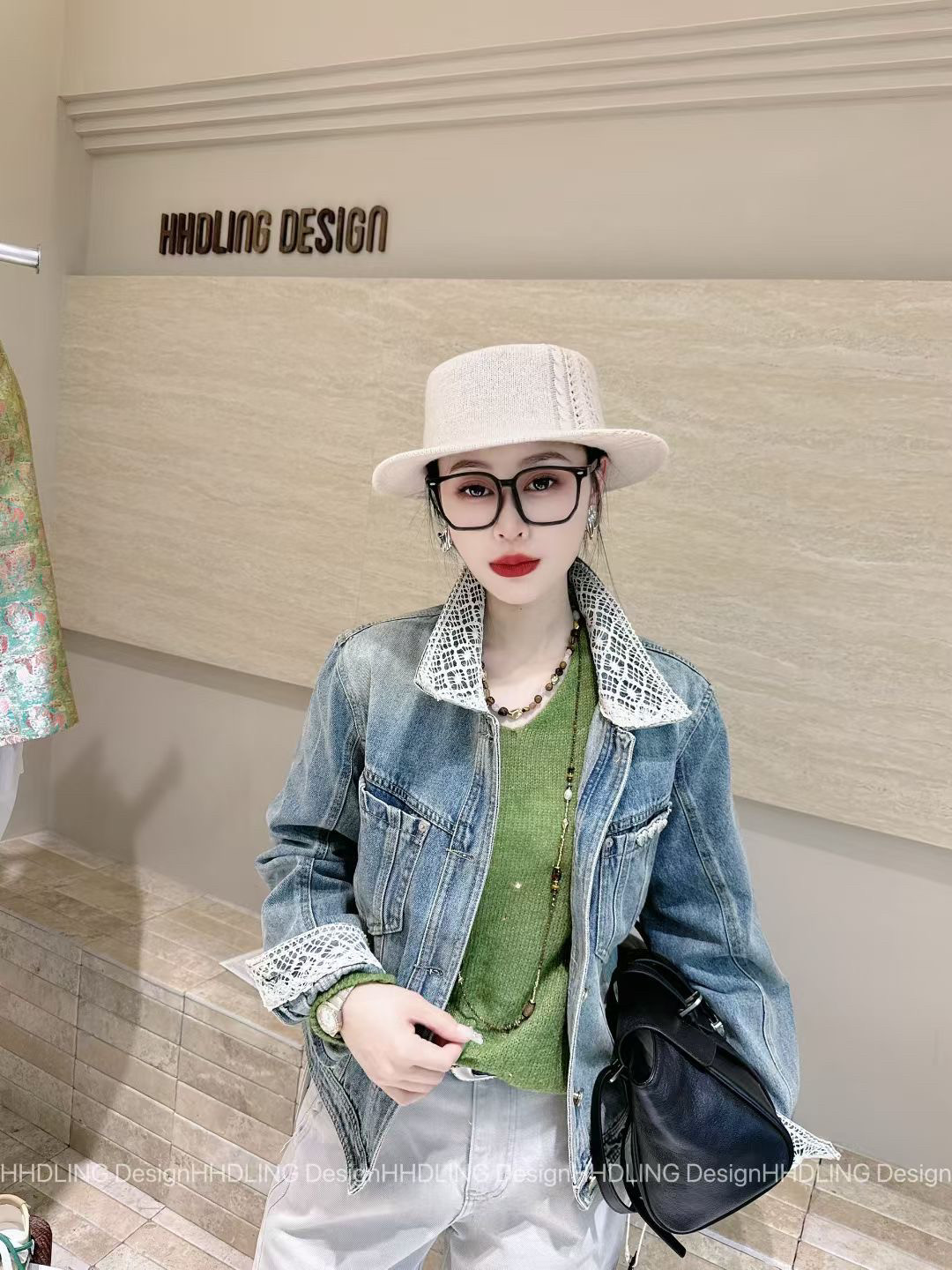 2026冬季新韩版时尚百搭显瘦女潮翻领长袖单排扣牛仔外套女上衣